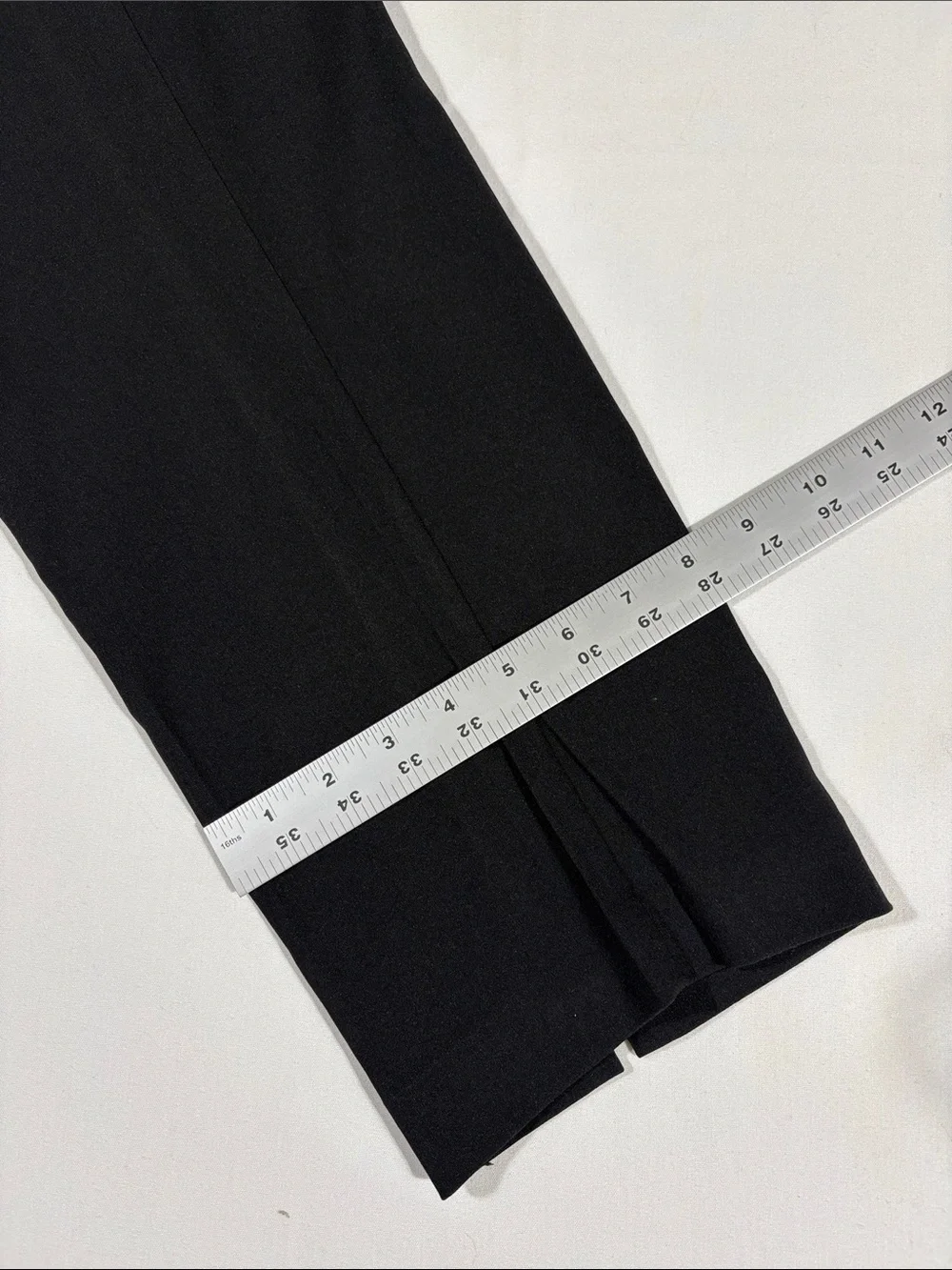 dressbarn Capris Pants size 4 side zipper